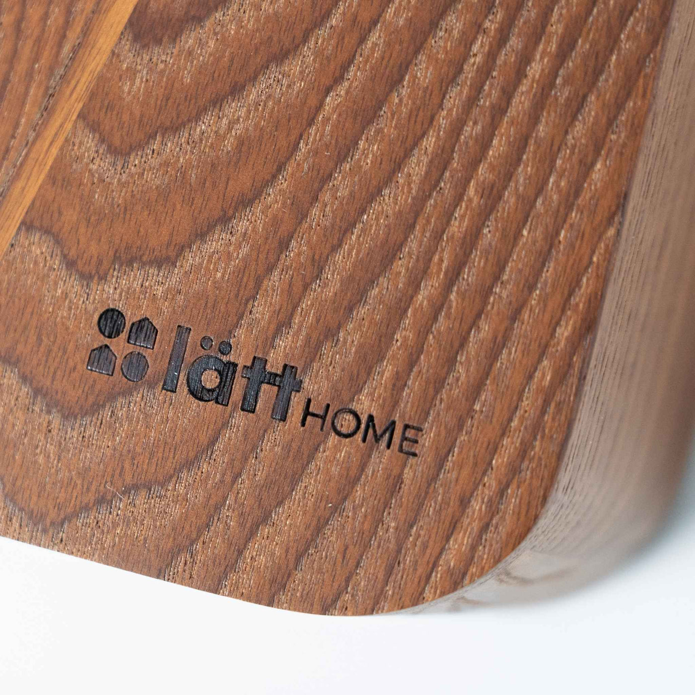 Késtartó Kőrisfából